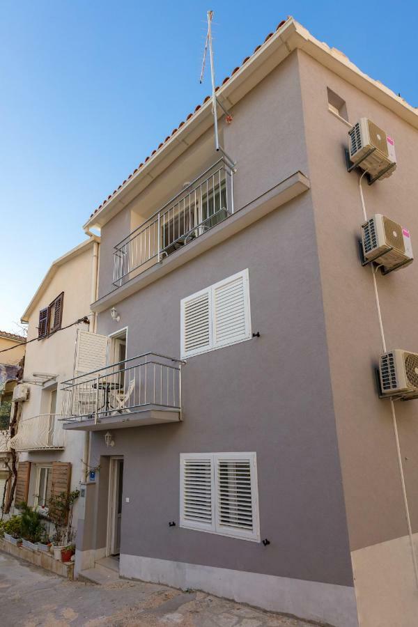 Holiday Home Vesna Baška Voda Exteriör bild